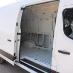 LHD - RENAULT MASTER 2.3L DIESEL PANEL VAN 2023 MODEL YEAR - MANUAL - Thumbnail 19
