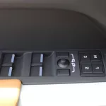LAND ROVER DEFENDER 3.0L PETROL 4WD 2023 MODEL YEAR BLACK - Thumbnail 7