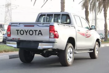 LHD - TOYOTA HILUX 2.4L DIESEL DOUBLE CAB 4WD MID AUTO 2023 MODEL YEAR