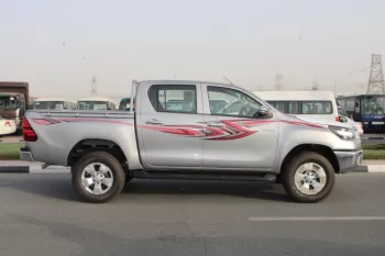 LHD - TOYOTA HILUX 2.4L DIESEL DOUBLE CAB 4WD MID AUTO 2023 MODEL YEAR