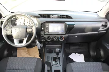 LHD - TOYOTA HILUX 2.4L DIESEL DOUBLE CAB 4WD MID AUTO 2023 MODEL YEAR