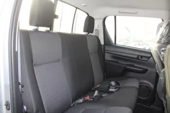 LHD - TOYOTA HILUX 2.4L DIESEL DOUBLE CAB 4WD MID AUTO 2023 MODEL YEAR