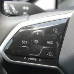VOLKSWAGEN ID.4 CROSS PRO FULL ELECTRIC 2023 MODEL YEAR GREY - Thumbnail 9