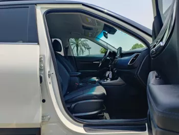 KIA SELTOS PETROL A/T 2.0L V4 2021 MODEL YEAR WHITE COLOR