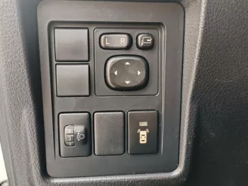 TOYOTA PRADO GXR PETROL 2.7L V4 2019 MODEL YEAR WHITE