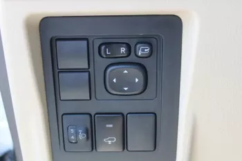 TOYOTA PRADO TX.L 4.0L PETROL SUV 4WD 2023 SILVER