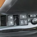 TOYOTA FORTUNER 2.4LDIESEL 4WD 2023 MODEL YEAR - Thumbnail 8