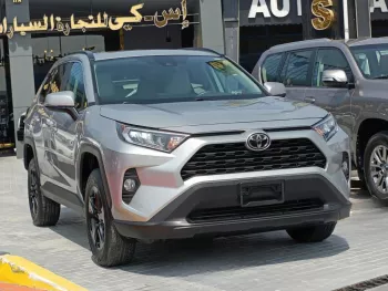 TOYOTA RAV4 XLE PETROL A/T 2.5L V4 2019 MODEL YEAR SILVER COLOR