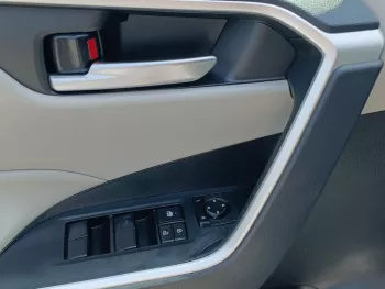 TOYOTA RAV4 XLE PETROL A/T 2.5L V4 2019 MODEL YEAR SILVER COLOR