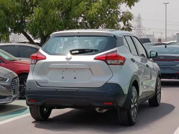NISSAN KICKS PETORL A/T 1.6L V4 2020 MODEL YEAR SILVER COLOR