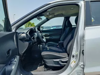 NISSAN KICKS PETORL A/T 1.6L V4 2020 MODEL YEAR SILVER COLOR