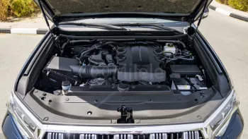 TOYOTA PRADO VXR 4.0L PETROL AT TIRE BACK MY2023 – DARK BLUE