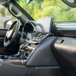 TOYOTA LAND CRUISER LC300 VX ARMORED 3.5L PETROL AT MY2023 – BLACK - Thumbnail 13
