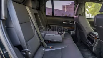 TOYOTA LAND CRUISER LC300 VX ARMORED 3.5L PETROL AT MY2023 – BLACK