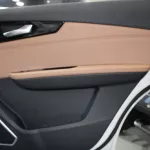 LHD - VGV VX7 2.0L TURBO PETROL 4X2 FULL OPTION - Thumbnail 13
