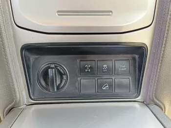 TOYOTA PRADO EXR A/T PETROL 4.0L V6 4WD  2020 MODEL YEAR WHITE COLOR