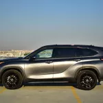 TOYOTA HIGHLANDER XSE 2.4L AWD 2023 MODEL YEAR BLACK COLOR - Thumbnail 2
