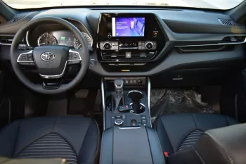 TOYOTA HIGHLANDER XSE 2.4L AWD 2023 MODEL YEAR BLACK COLOR