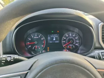 KIA SPORTAGE LX PETROL A/T 2.4L V4 4WD WHITE COLOR 2018 MODEL YEAR