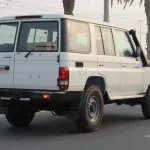 LHD - TOYOTA LAND CRUISER 76 4.2L DIESEL 6 SEATER STD MANUAL - Thumbnail 4