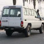 LHD - TOYOTA LAND CRUISER 78 4.2L L6 DIESEL HARD TOP MANUAL - Thumbnail 4