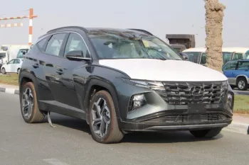 LHD - HYUNDAI TUCSON 2.5L PETROL 4WD ROYAL PLUS AUTOMATIC 2023 MODEL YEAR