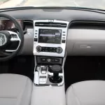 LHD - HYUNDAI TUCSON 2.5L PETROL 4WD ROYAL PLUS AUTOMATIC 2023 MODEL YEAR - Thumbnail 15
