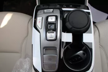 HYUNDAI TUCSON 2.5L PETROL 4WD ROYAL PLUS 2023 MODEL YEAR WHITE