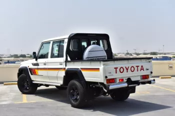 2023 TOYOTA LAND CRUISER 79 DOUBLE CAB PICKUP BLACK EDITION V8 4.5L TURBO DIESEL 4WD MANUAL