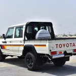 2023 TOYOTA LAND CRUISER 79 DOUBLE CAB PICKUP BLACK EDITION V8 4.5L TURBO DIESEL 4WD MANUAL - Thumbnail 4