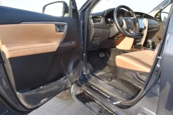 LHD - TOYOTA FORTUNER 2.8L DIESEL FULL OPTIONS AUTO / 2023 MODEL YEAR