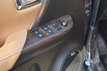 LHD - TOYOTA FORTUNER 2.8L DIESEL FULL OPTIONS AUTO / 2023 MODEL YEAR