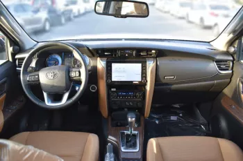 LHD - TOYOTA FORTUNER 2.8L DIESEL FULL OPTIONS AUTO / 2023 MODEL YEAR