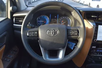 LHD - TOYOTA FORTUNER 2.8L DIESEL FULL OPTIONS AUTO / 2023 MODEL YEAR