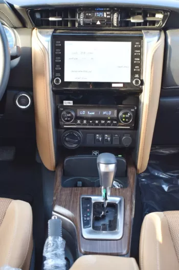 LHD - TOYOTA FORTUNER 2.8L DIESEL FULL OPTIONS AUTO / 2023 MODEL YEAR