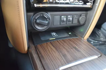 LHD - TOYOTA FORTUNER 2.8L DIESEL FULL OPTIONS AUTO / 2023 MODEL YEAR