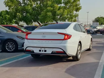 HYUNDAI SONATA SE 2.4L V4 PETROL A/T WHITE COLOR 2021