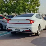 HYUNDAI SONATA SE 2.4L V4 PETROL A/T WHITE COLOR 2021 - Thumbnail 4