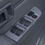TOYOTA LAND CRUISER LC76 4.2L DIESEL MT MY2023 – WHITE - Thumbnail 17