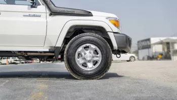 TOYOTA LAND CRUISER LC76 4.2L DIESEL MT MY2023 – WHITE