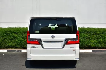 NEW 2023 TOYOTA GRANVIA PREMIUM V6 3.5L PETROL 6 SEAT AUTOMATIC TRANSMISSION WHITE COLOR
