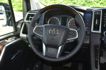 NEW 2023 TOYOTA GRANVIA PREMIUM V6 3.5L PETROL 6 SEAT AUTOMATIC TRANSMISSION WHITE COLOR