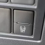 TOYOTA FORTUNER 2.4L DIESEL 4WD 2023 MODEL YEAR WHITE COLOR - Thumbnail 19