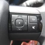 TOYOTA FORTUNER 2.7L PETROL RWD 2023 MODEL YEAR WHITE COLOR - Thumbnail 17