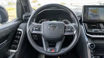 TOYOTA LAND CRUISER LC300 GR SPORT 3.3L DIESEL AT MY2022 – BLACK