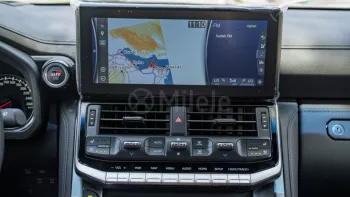 TOYOTA LAND CRUISER LC300 GR SPORT 3.3L DIESEL AT MY2022 – BLACK