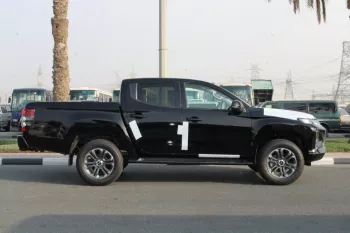 LHD - MITSUBISHI L200 2.4L TURBO DSL SPORTERO DC GLS HIGH AUTO