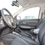 LHD - MITSUBISHI L200 2.4L TURBO DSL SPORTERO DC GLS HIGH AUTO - Thumbnail 9