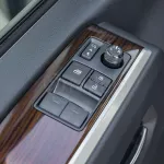 TOYOTA GRANVIA 3.5L PETROL AT MY2023 – BLACK - Thumbnail 10