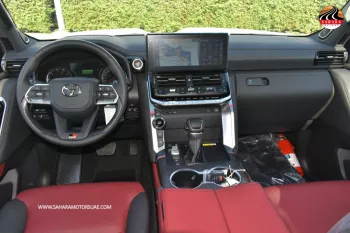 2022 TOYOTA LAND CRUISER LC300 GR-SPORT 3.3L DIESEL AT